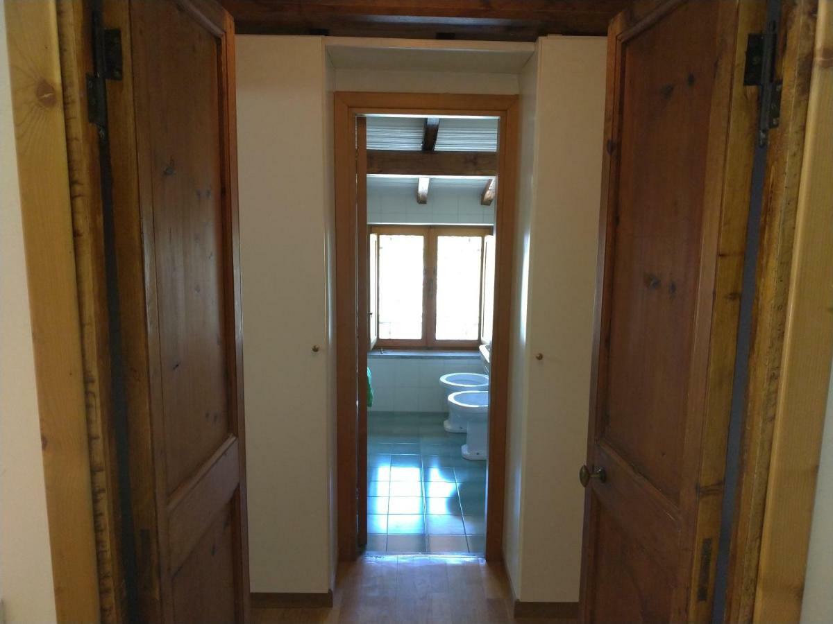 Baduerughe - Valledellago Country house Poggio Mirteto
